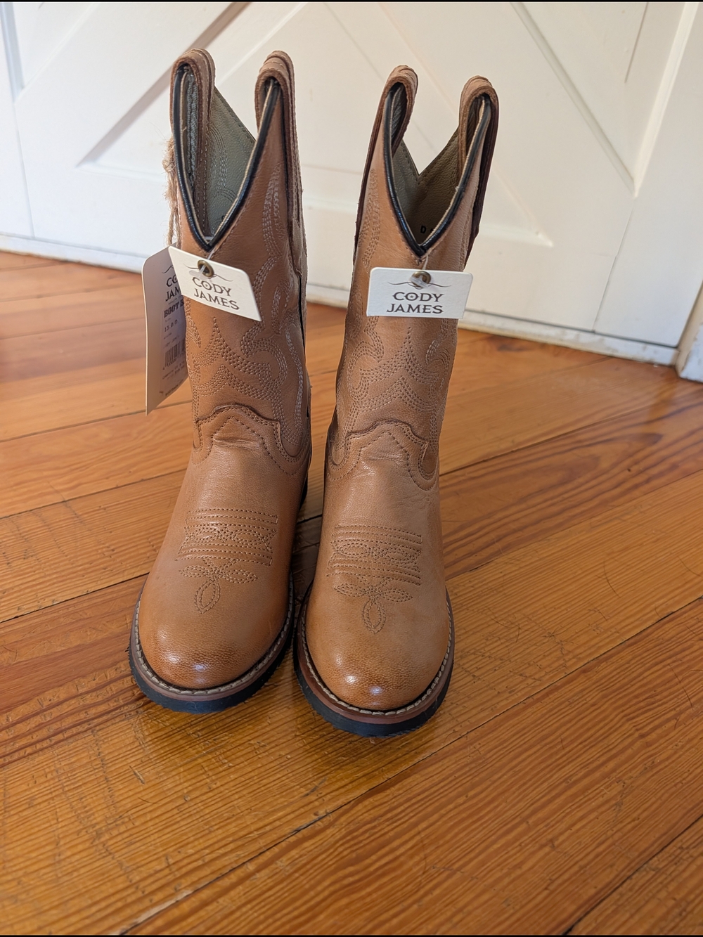 Cody James Tan Leather Western Boots